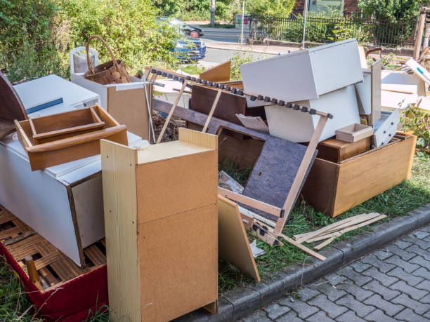 Best Attic Cleanout Services  in Girard, KS